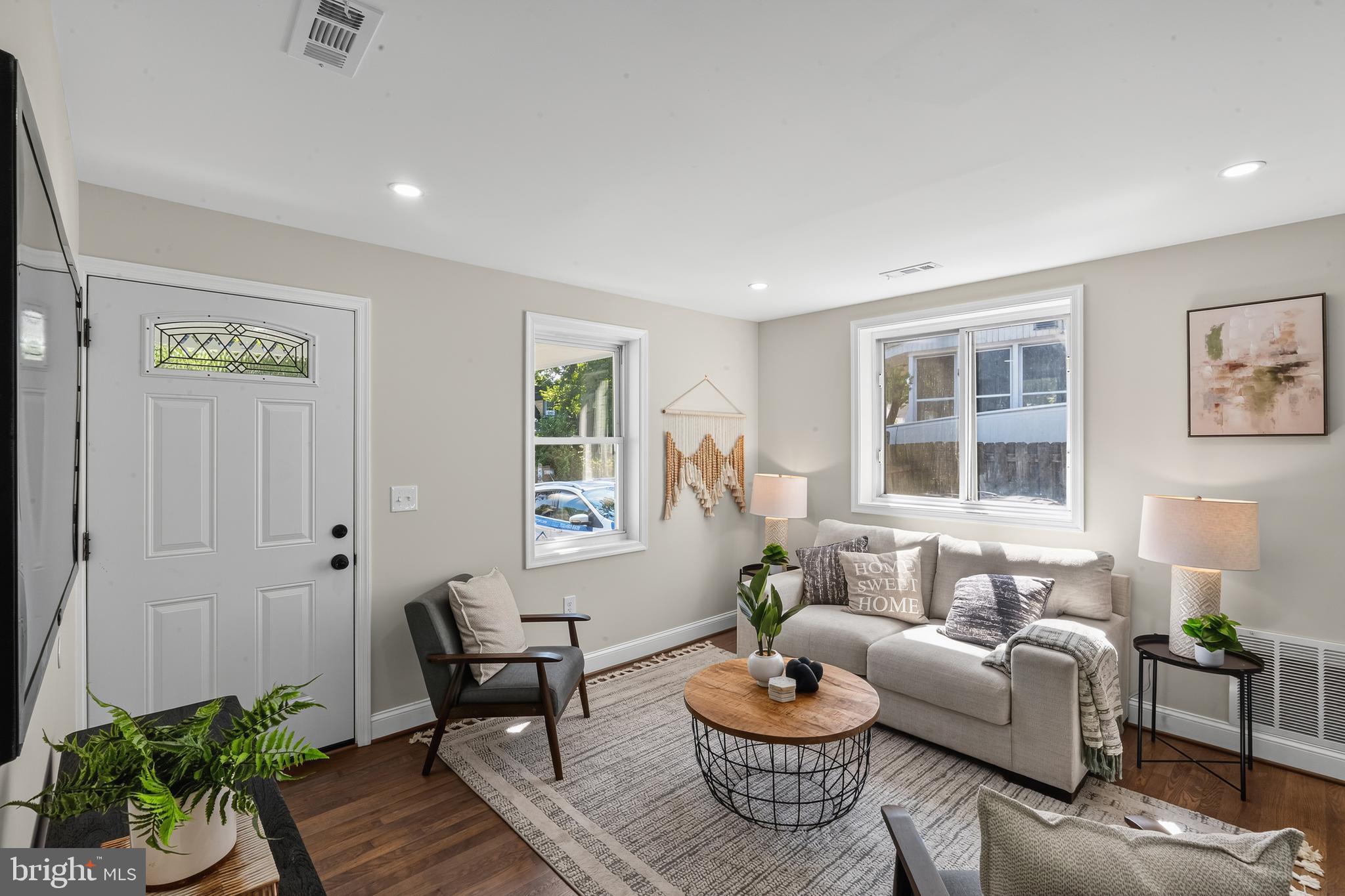 ROCKCREST - Residential