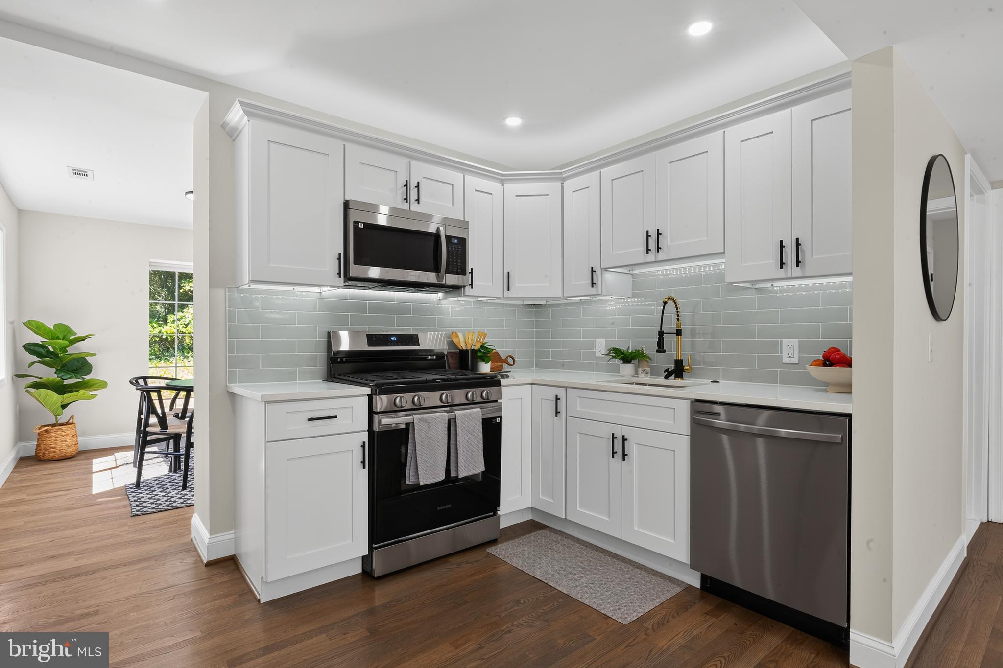 ROCKCREST - Residential