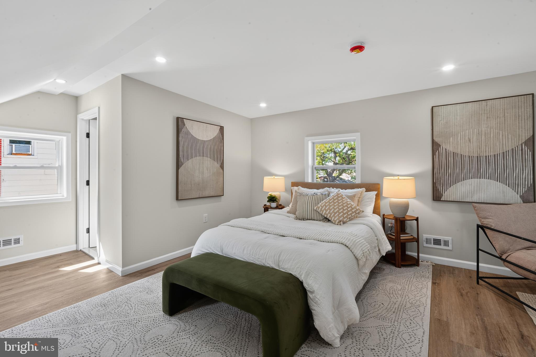 ROCKCREST - Residential