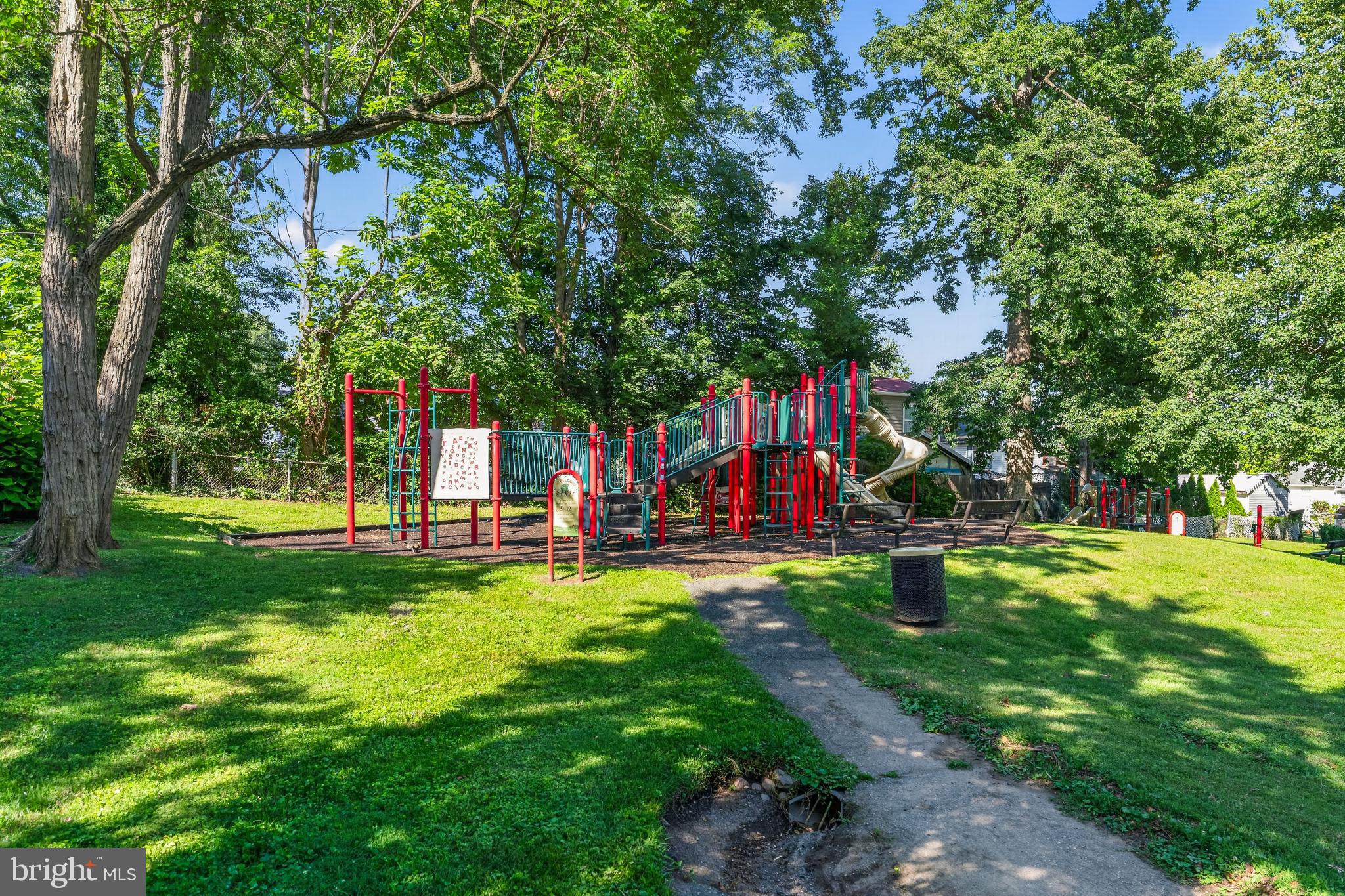 ROCKCREST - Residential