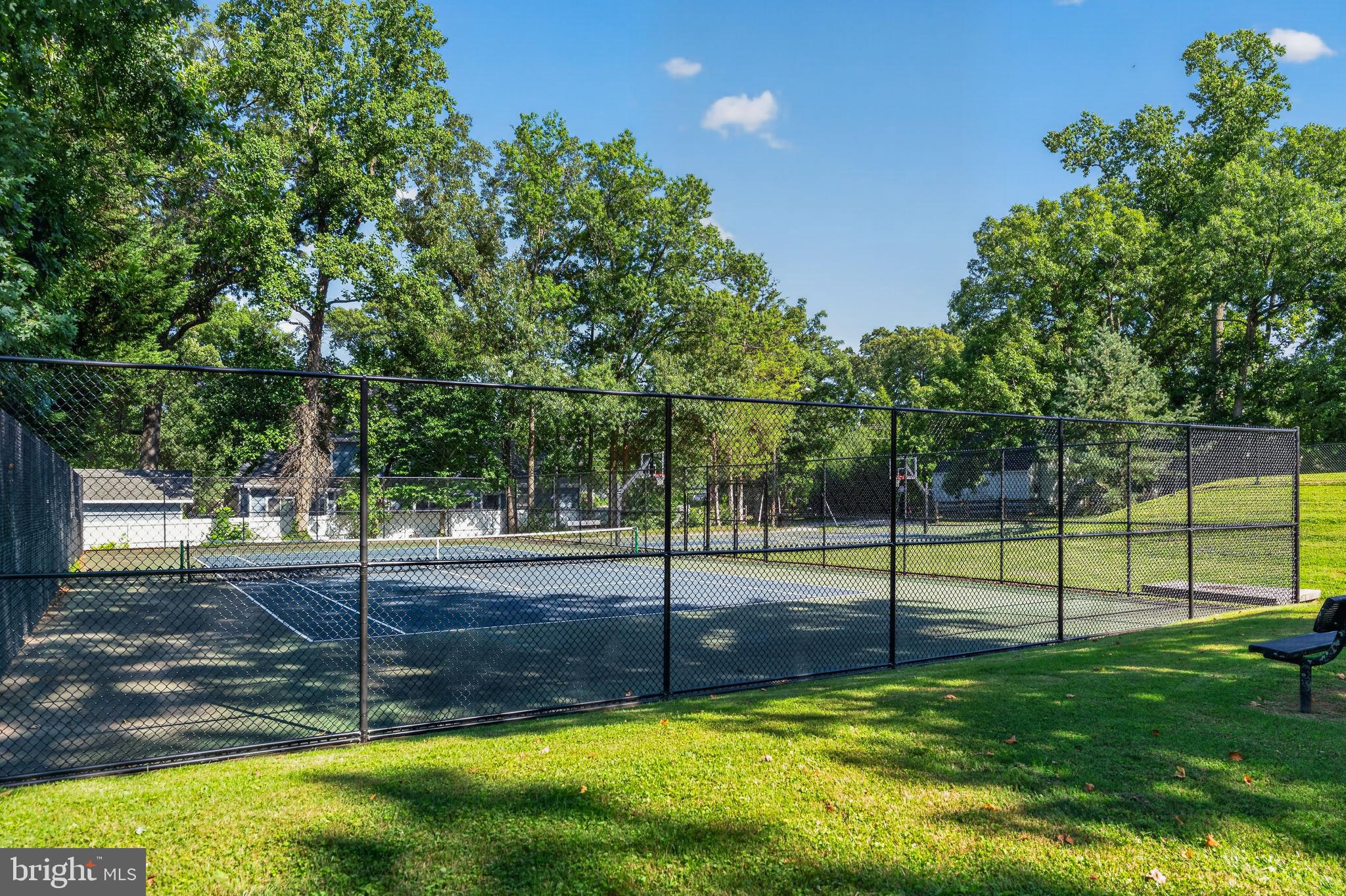 ROCKCREST - Residential