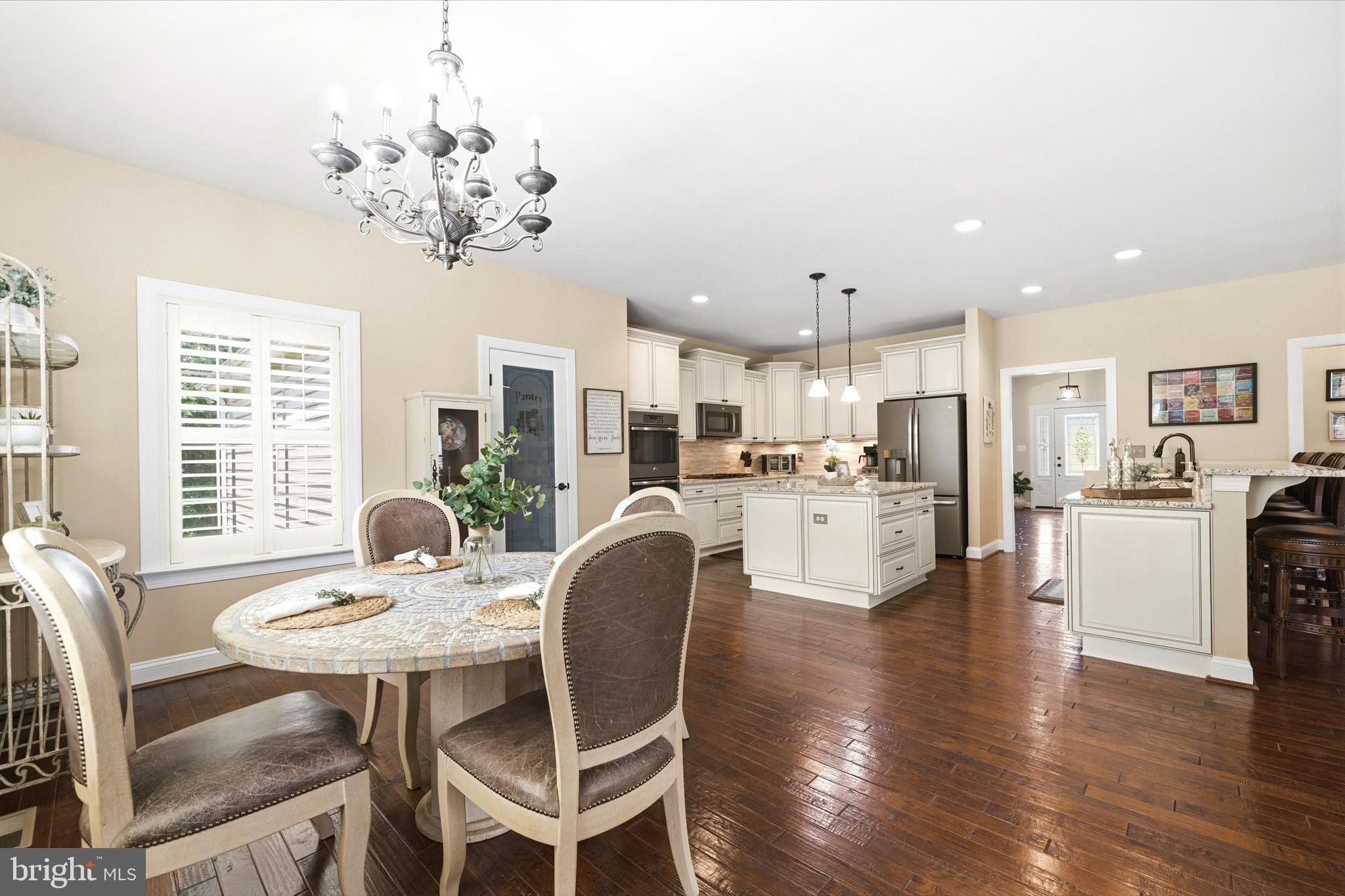 SIMMONS RIDGE - Residential