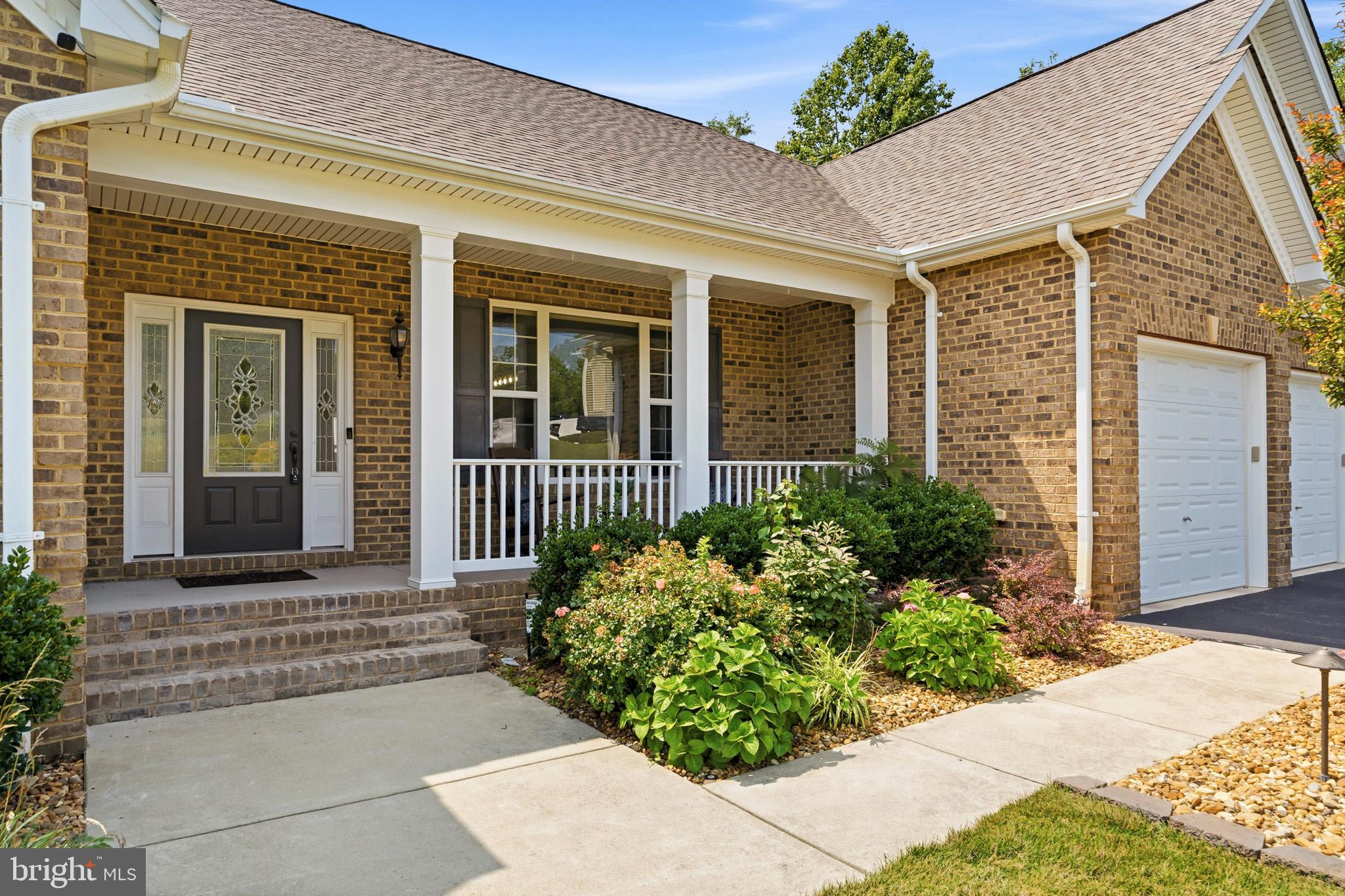 SIMMONS RIDGE - Residential