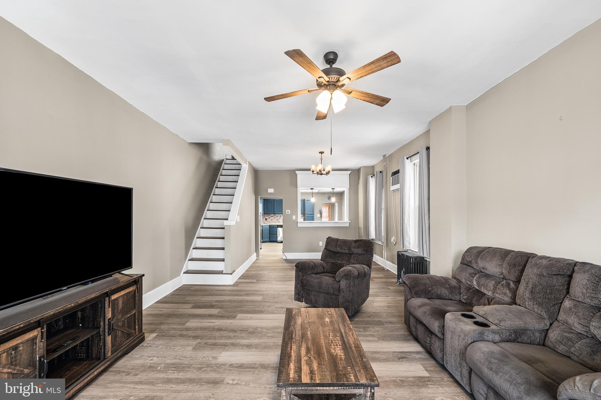 BRIDESBURG - Residential