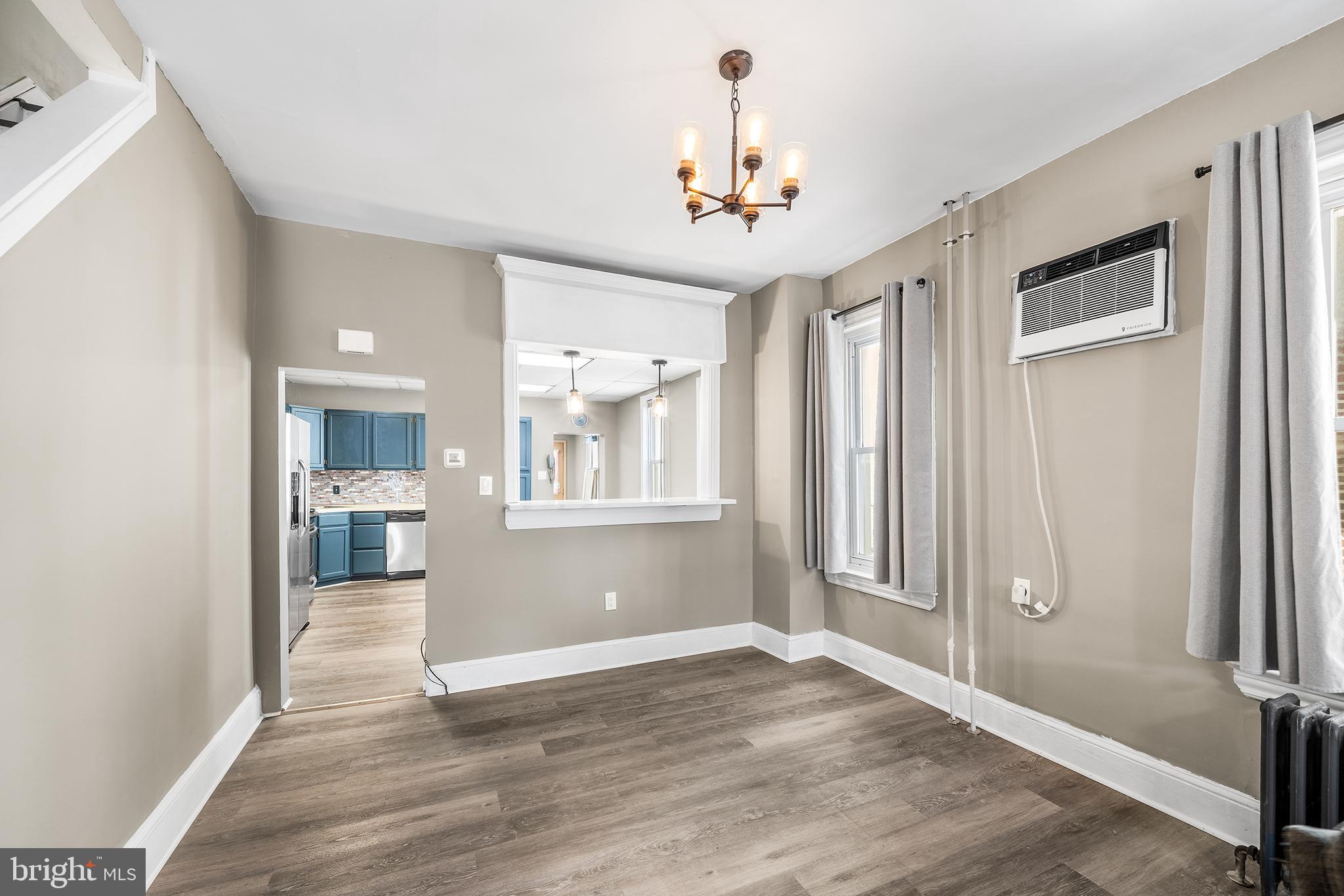 BRIDESBURG - Residential