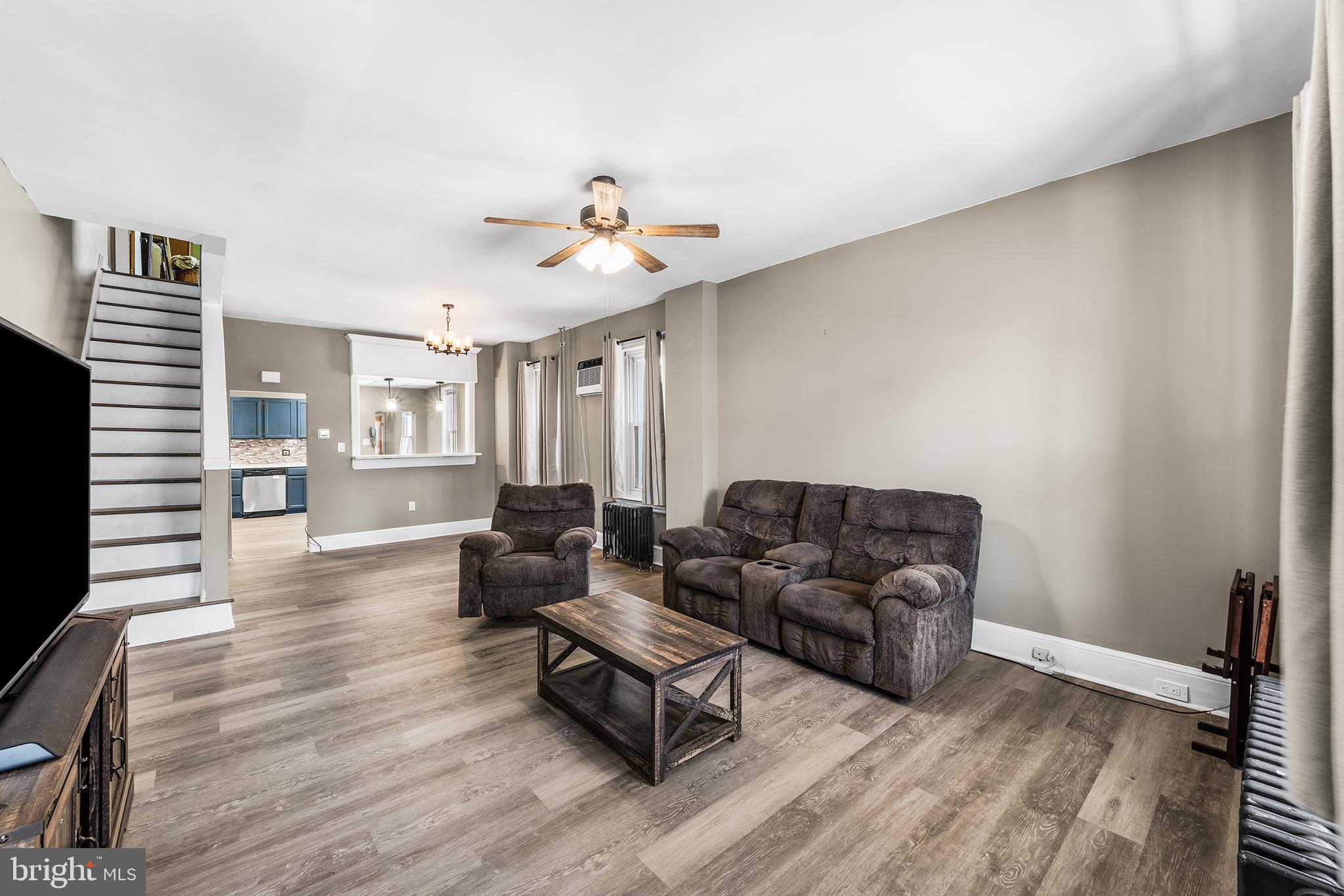 BRIDESBURG - Residential
