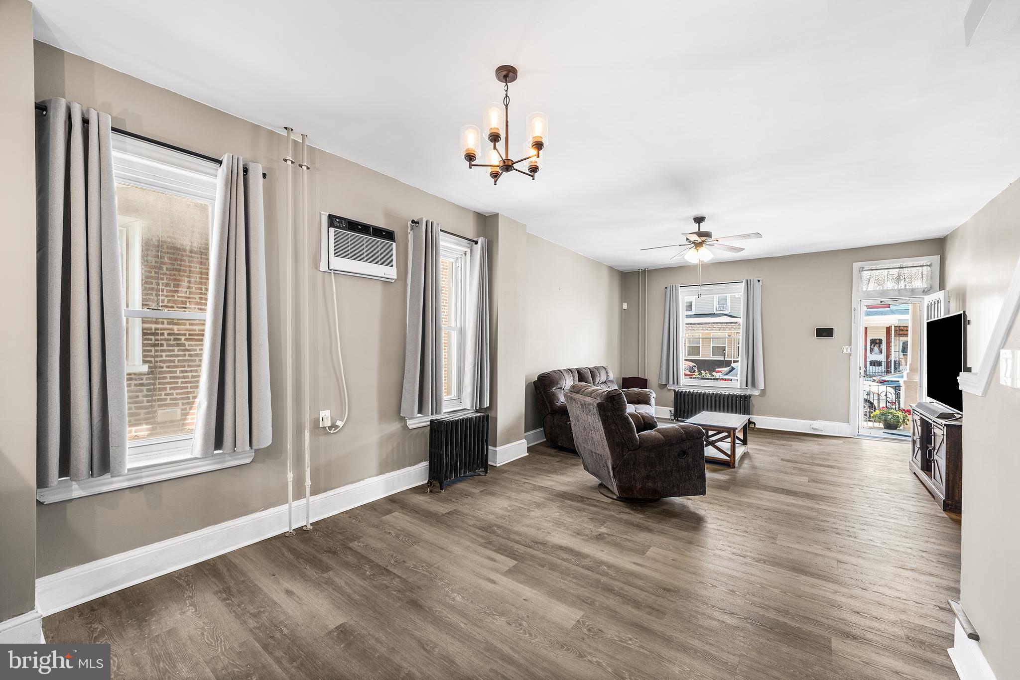 BRIDESBURG - Residential