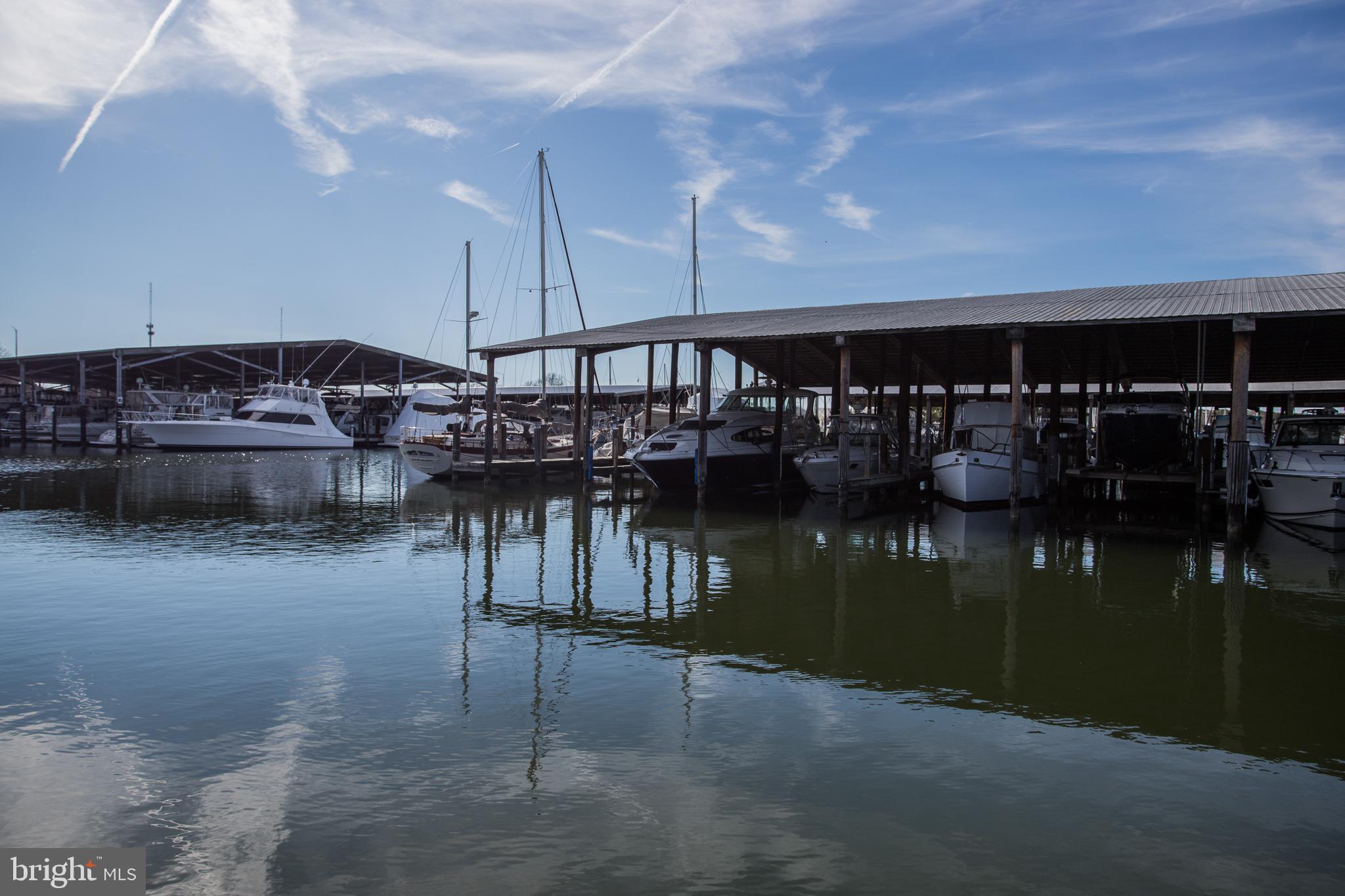 PINEY NARROWS - Residential