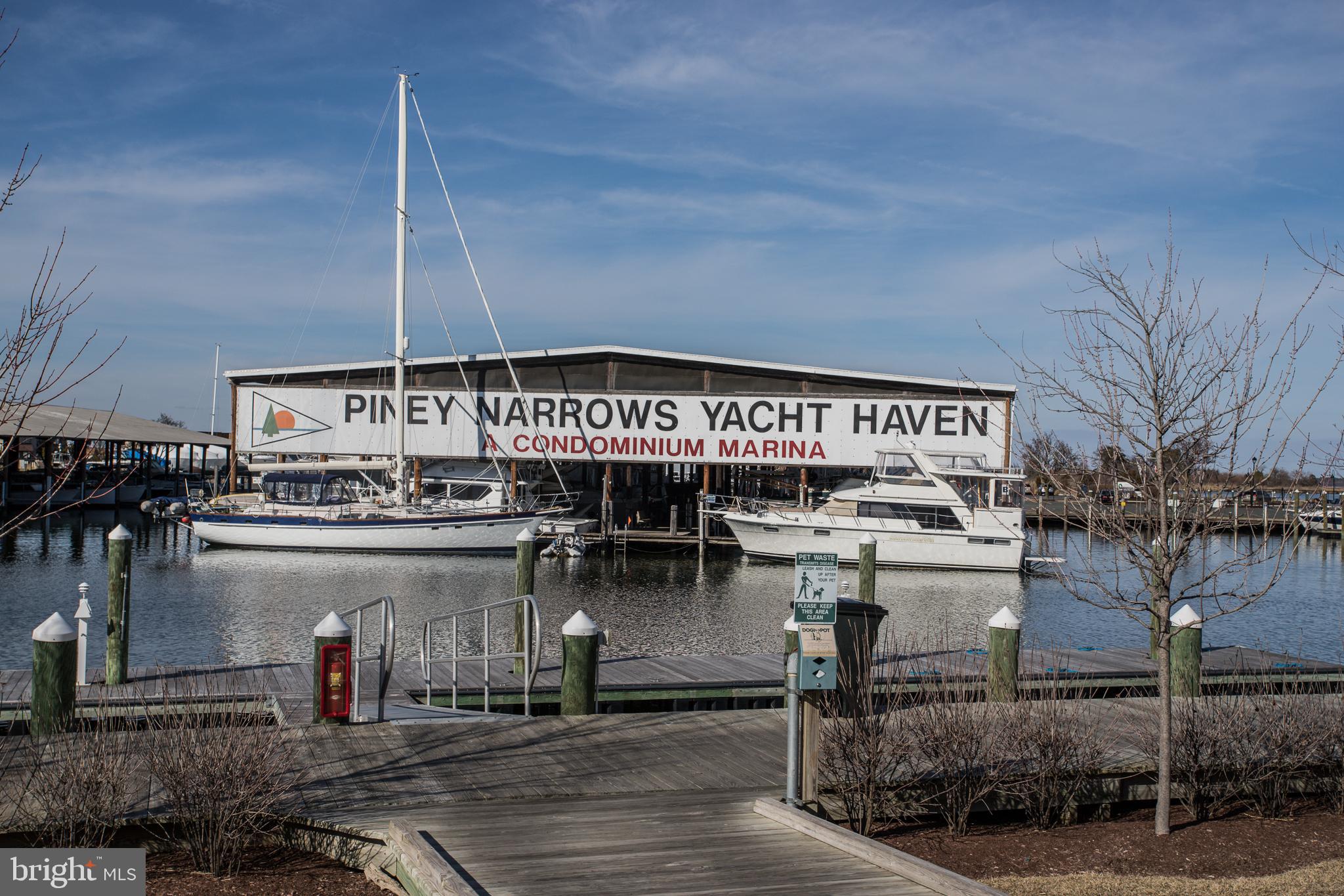 PINEY NARROWS - Residential