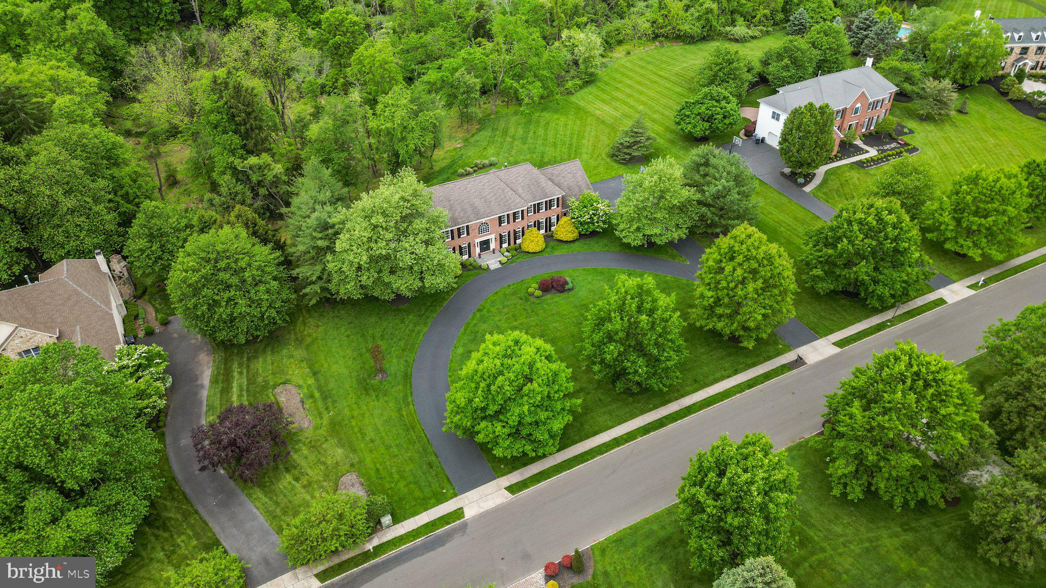 RIVER CROSSING - Residential