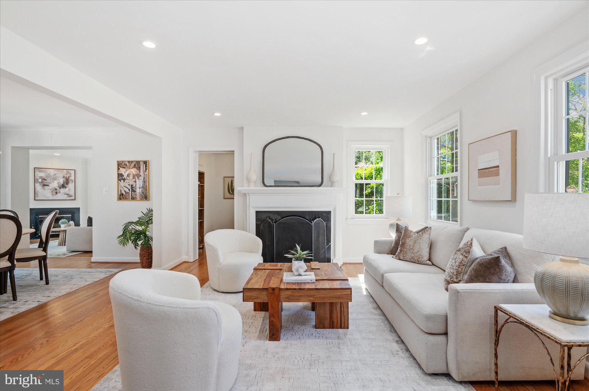 CHEVY CHASE MANOR - Residential