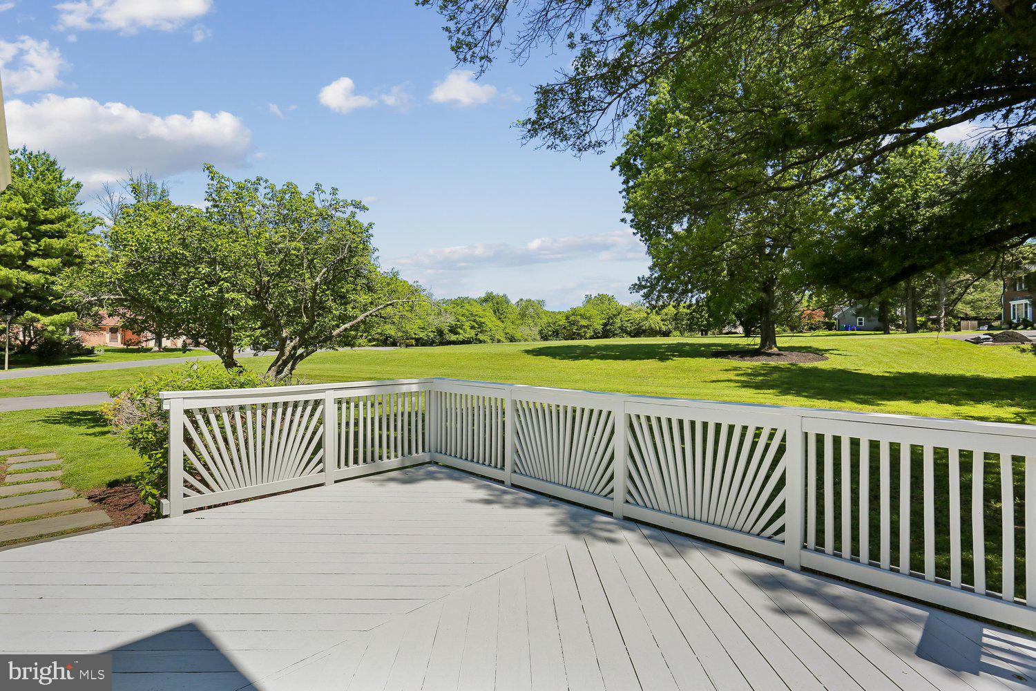 BURNHAM HILLS - Residential