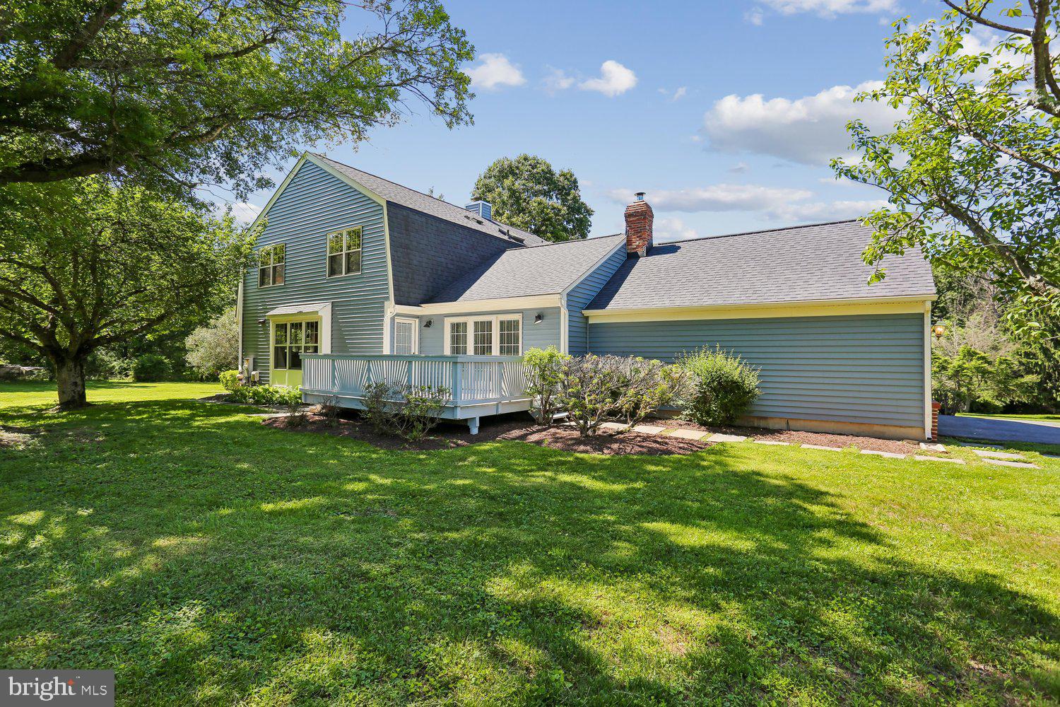 BURNHAM HILLS - Residential
