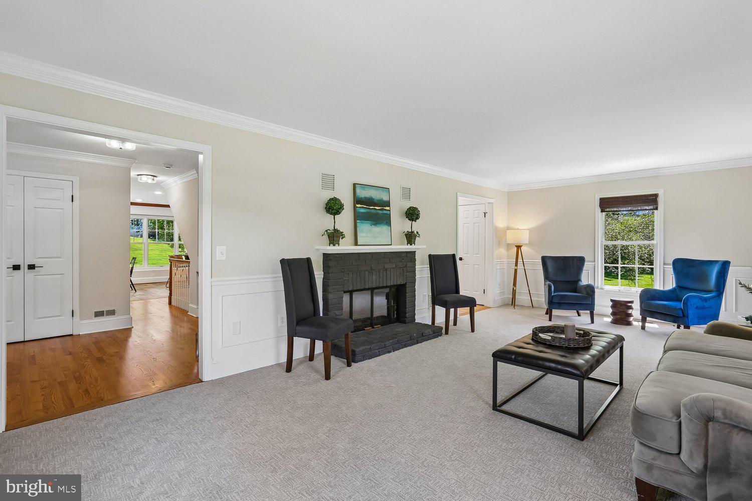 BURNHAM HILLS - Residential