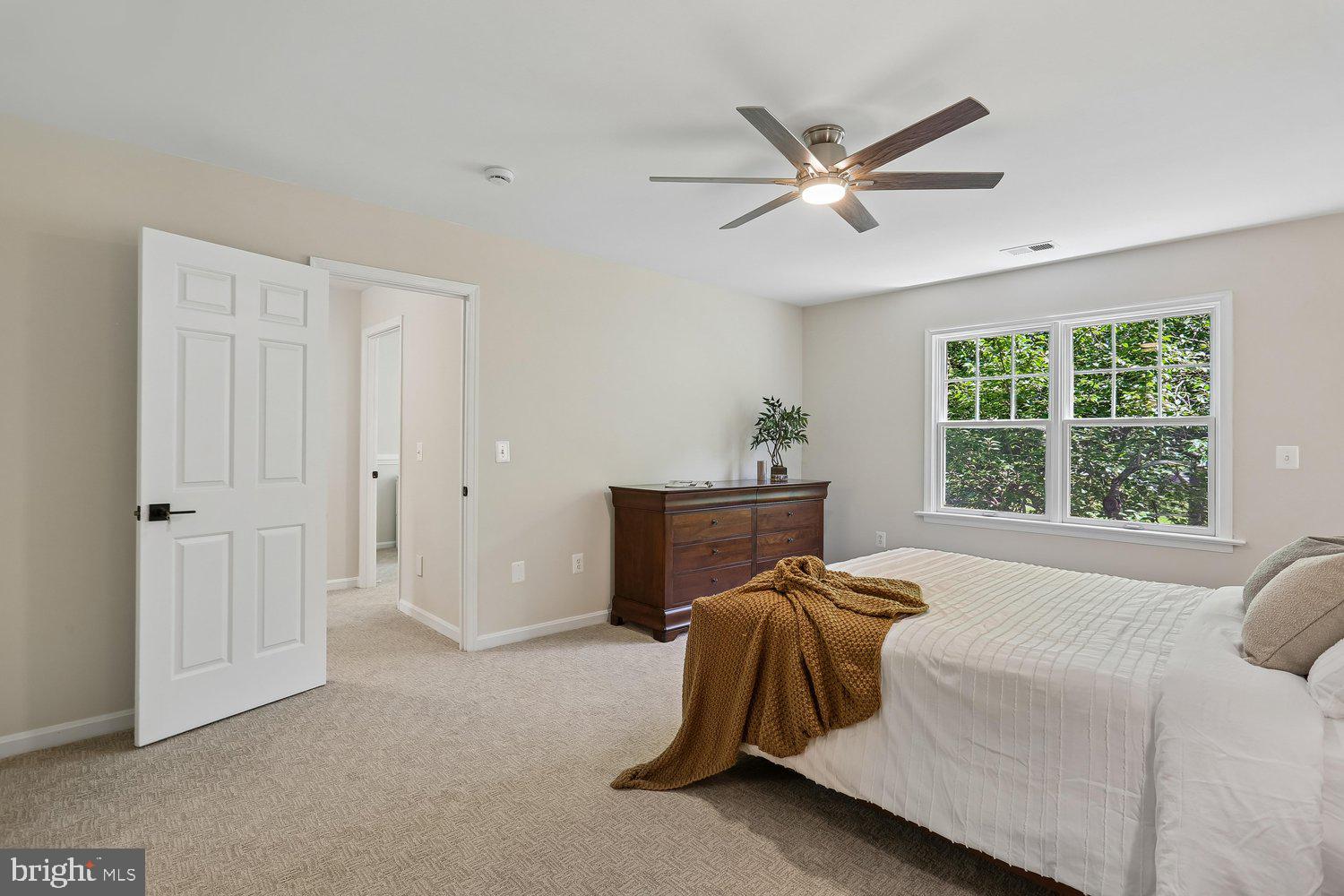 BURNHAM HILLS - Residential