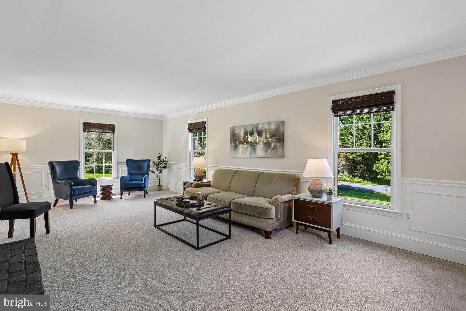 BURNHAM HILLS - Residential