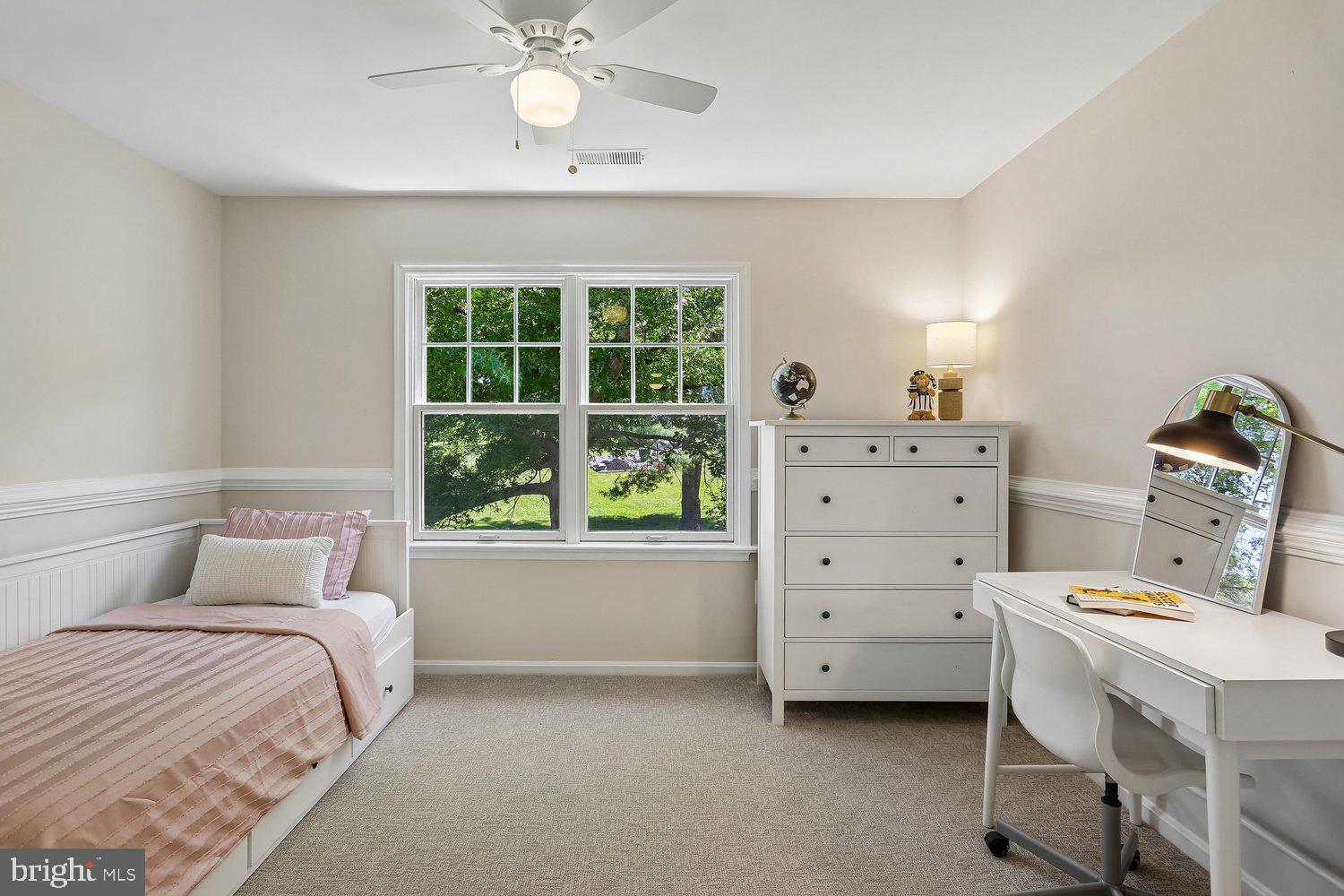 BURNHAM HILLS - Residential
