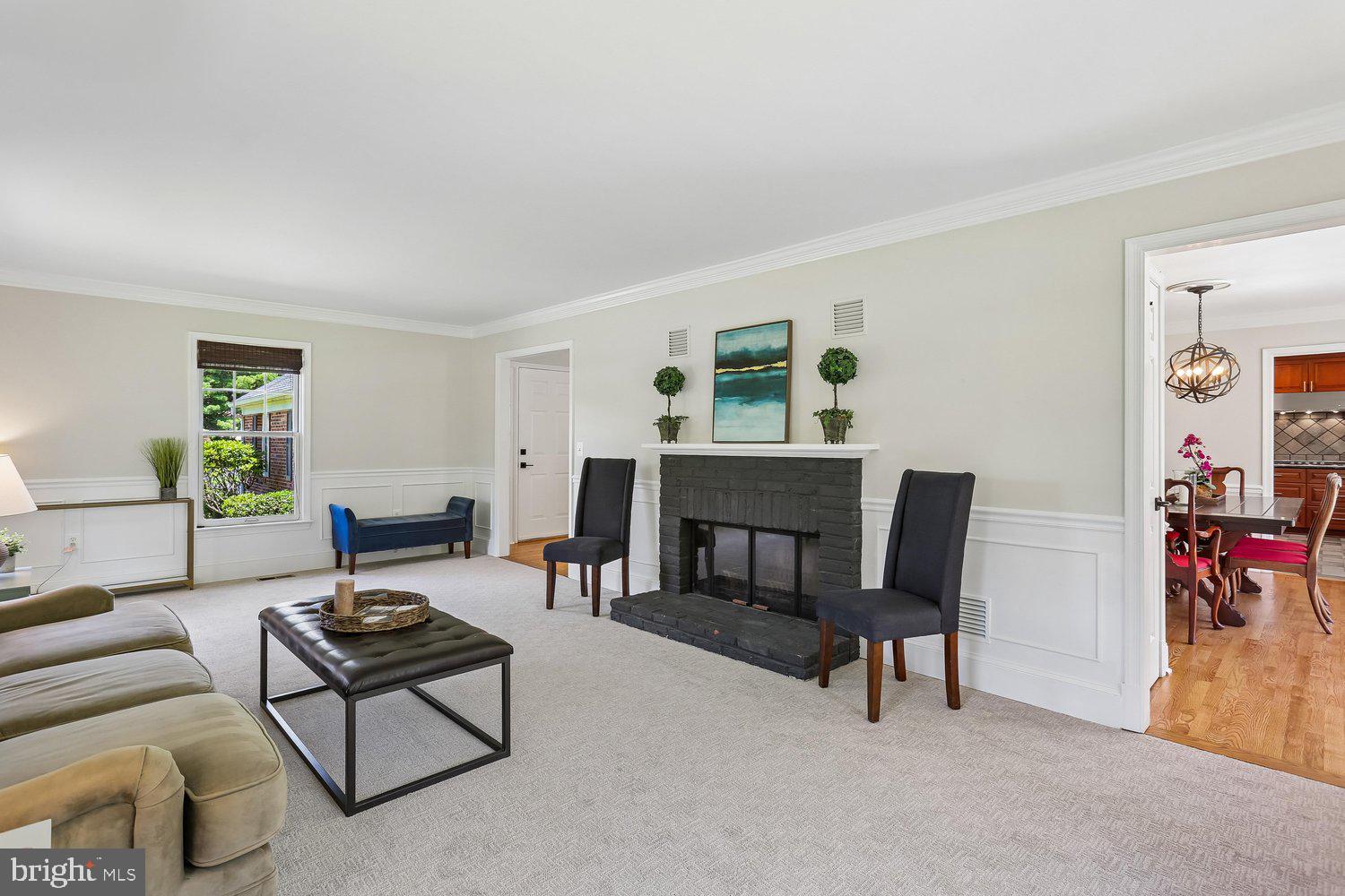 BURNHAM HILLS - Residential