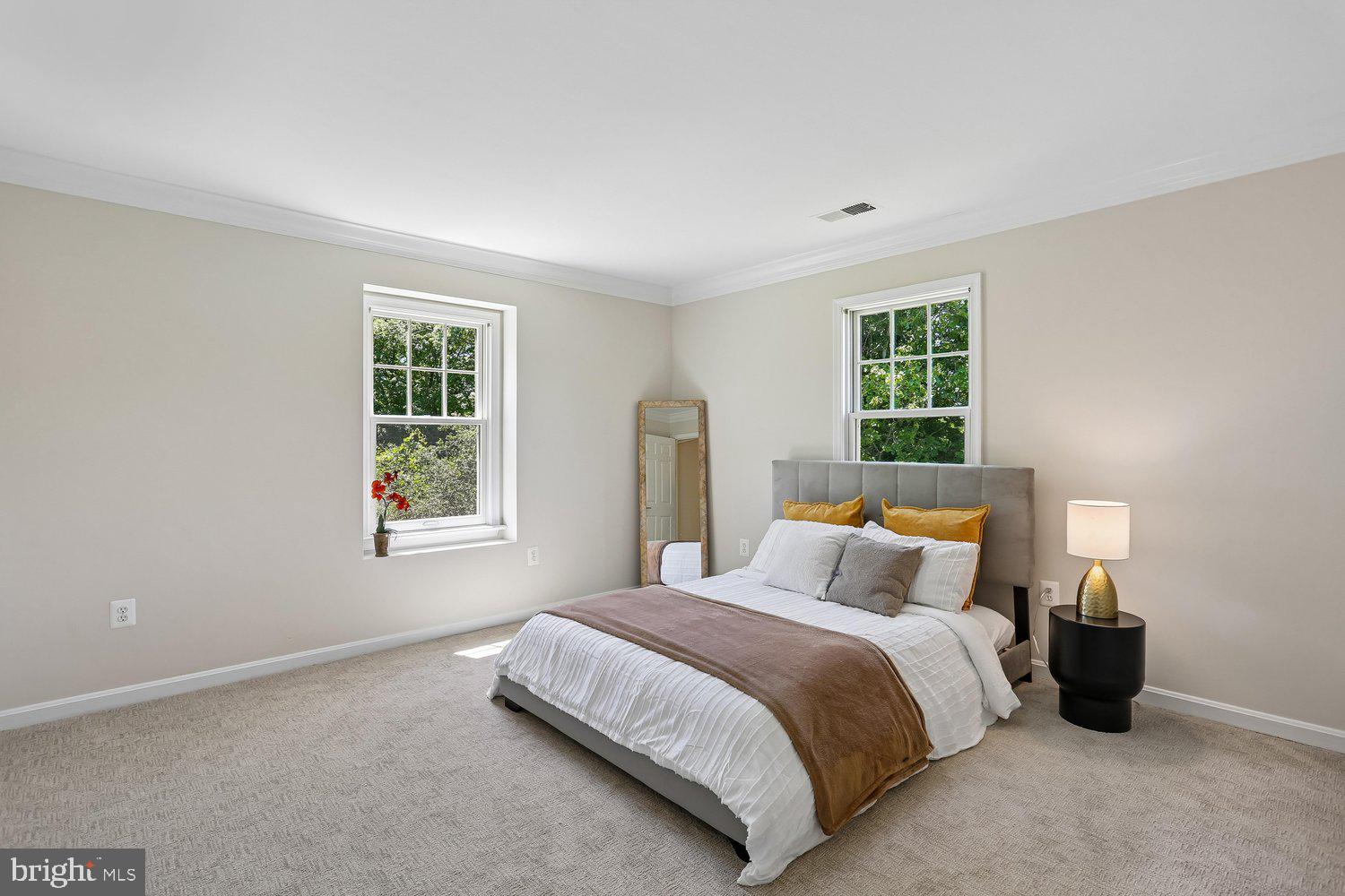 BURNHAM HILLS - Residential