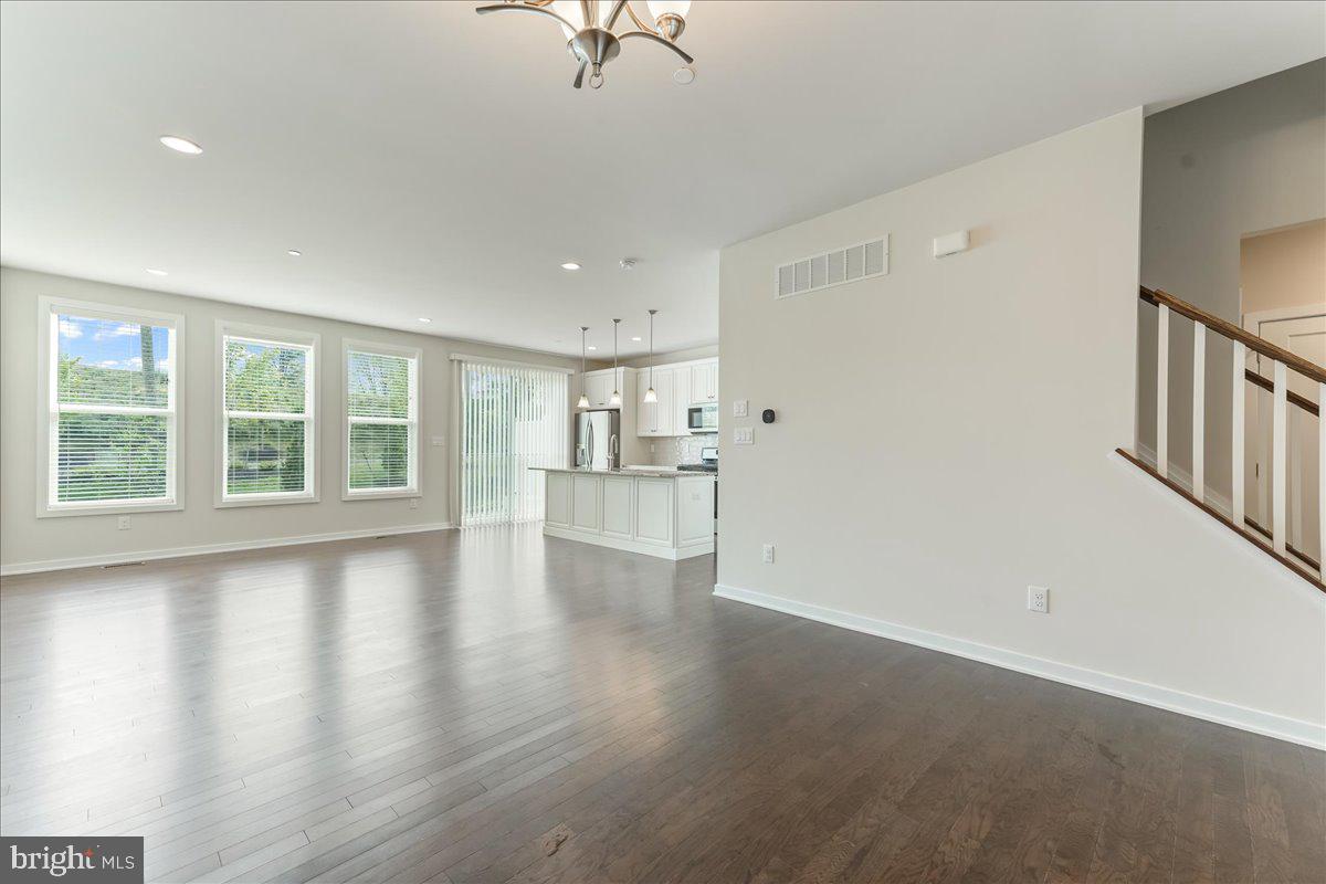 FRANKLIN STATION - Residential Lease