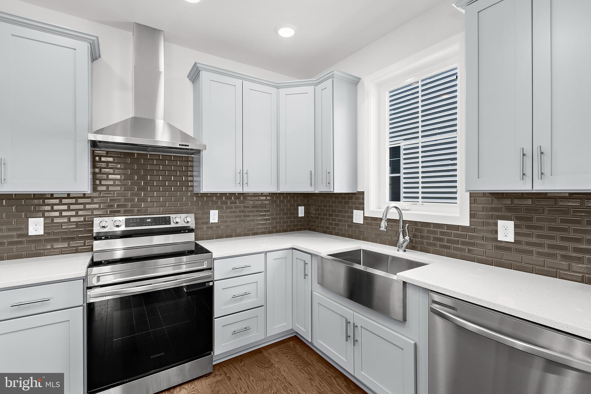 CARROLLTON MANOR - Residential