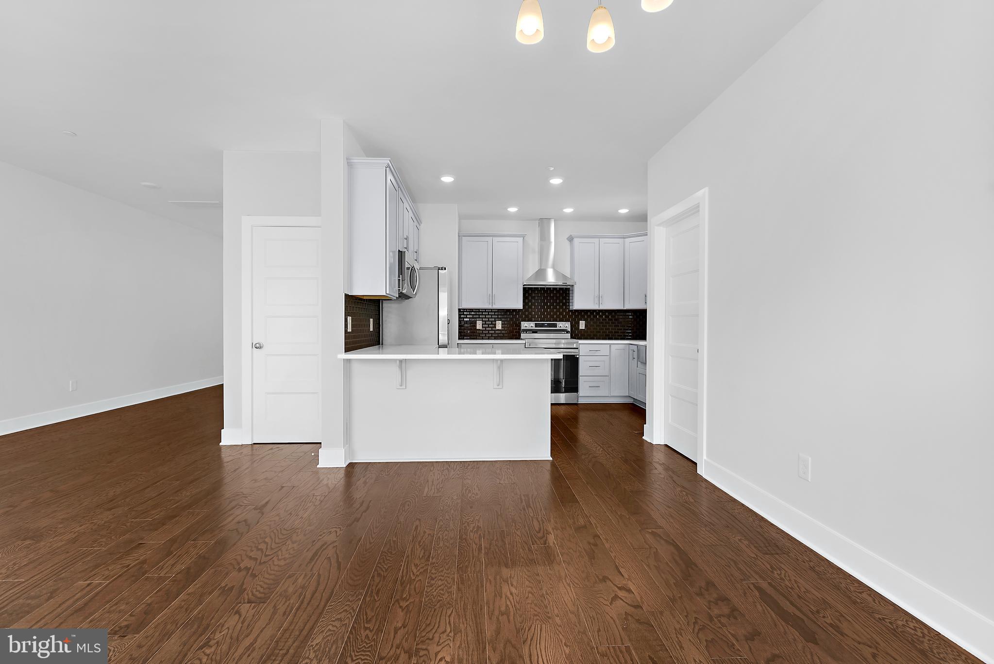CARROLLTON MANOR - Residential