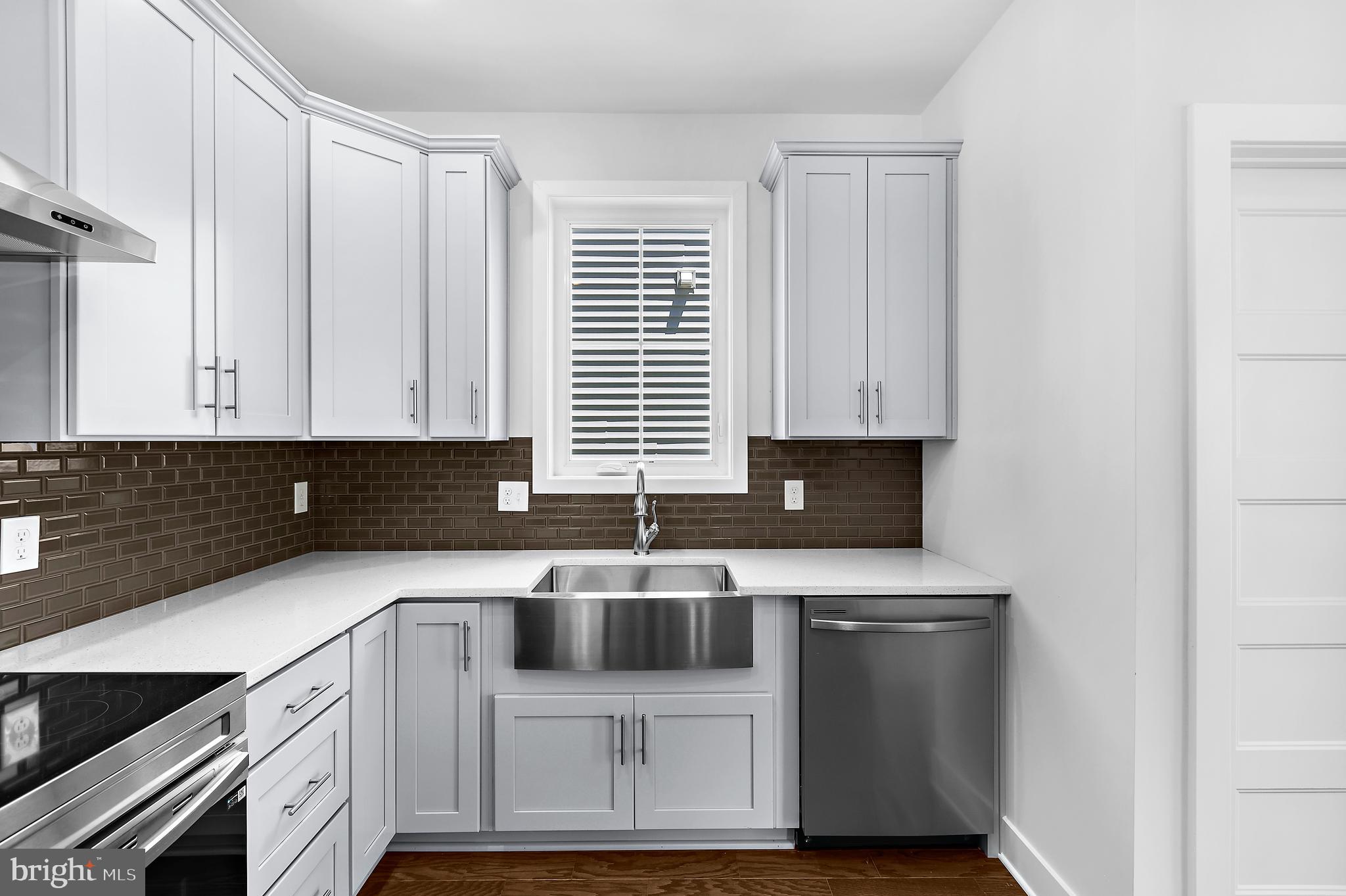 CARROLLTON MANOR - Residential