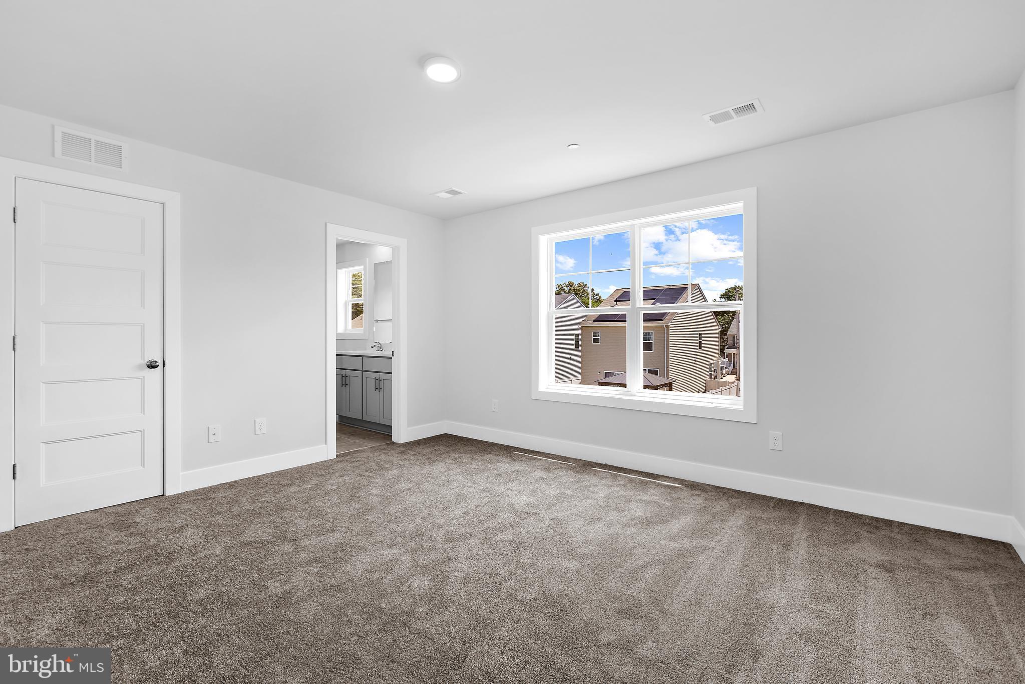 CARROLLTON MANOR - Residential