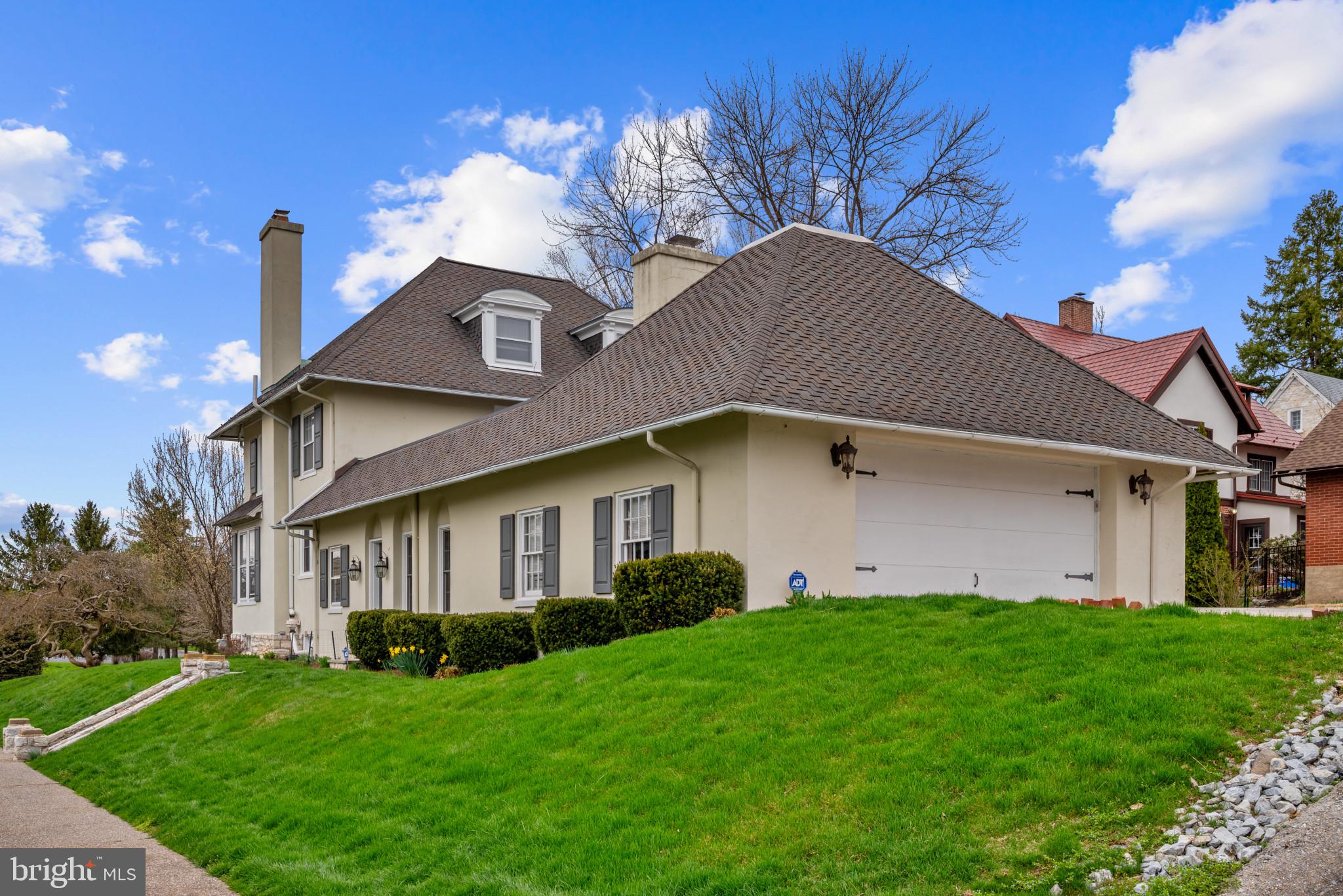 HERSHEY DOWNTOWN - Residential