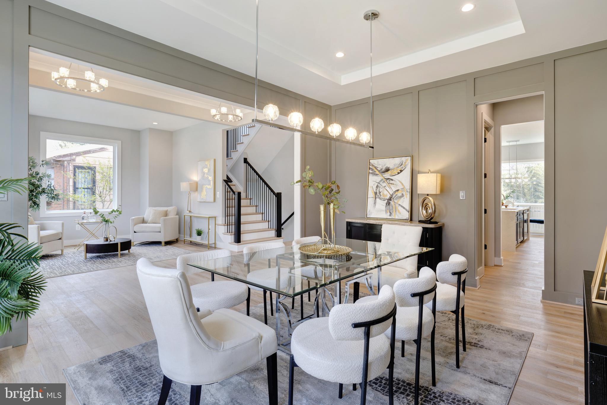 VIENNA WOODS - Residential
