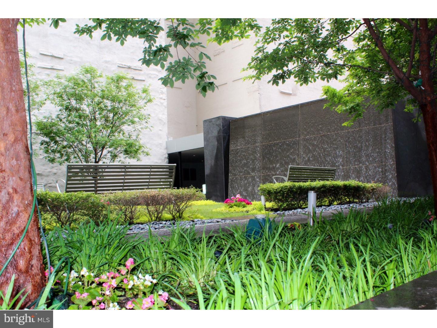 AVENUE OF THE ARTS - Residential