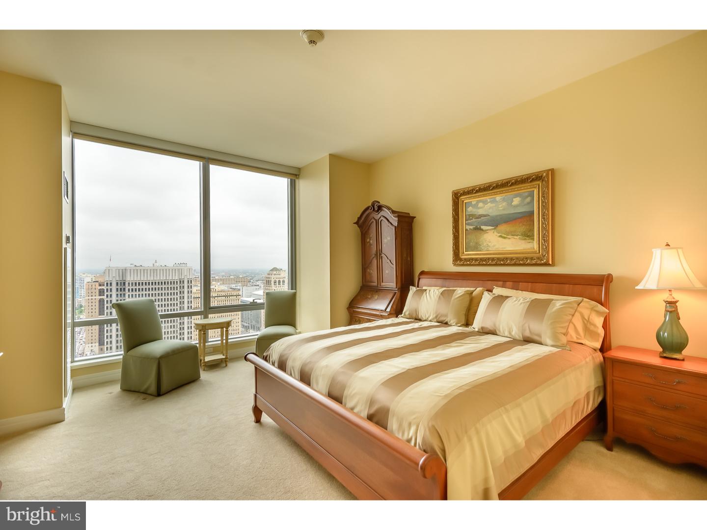 AVENUE OF THE ARTS - Residential