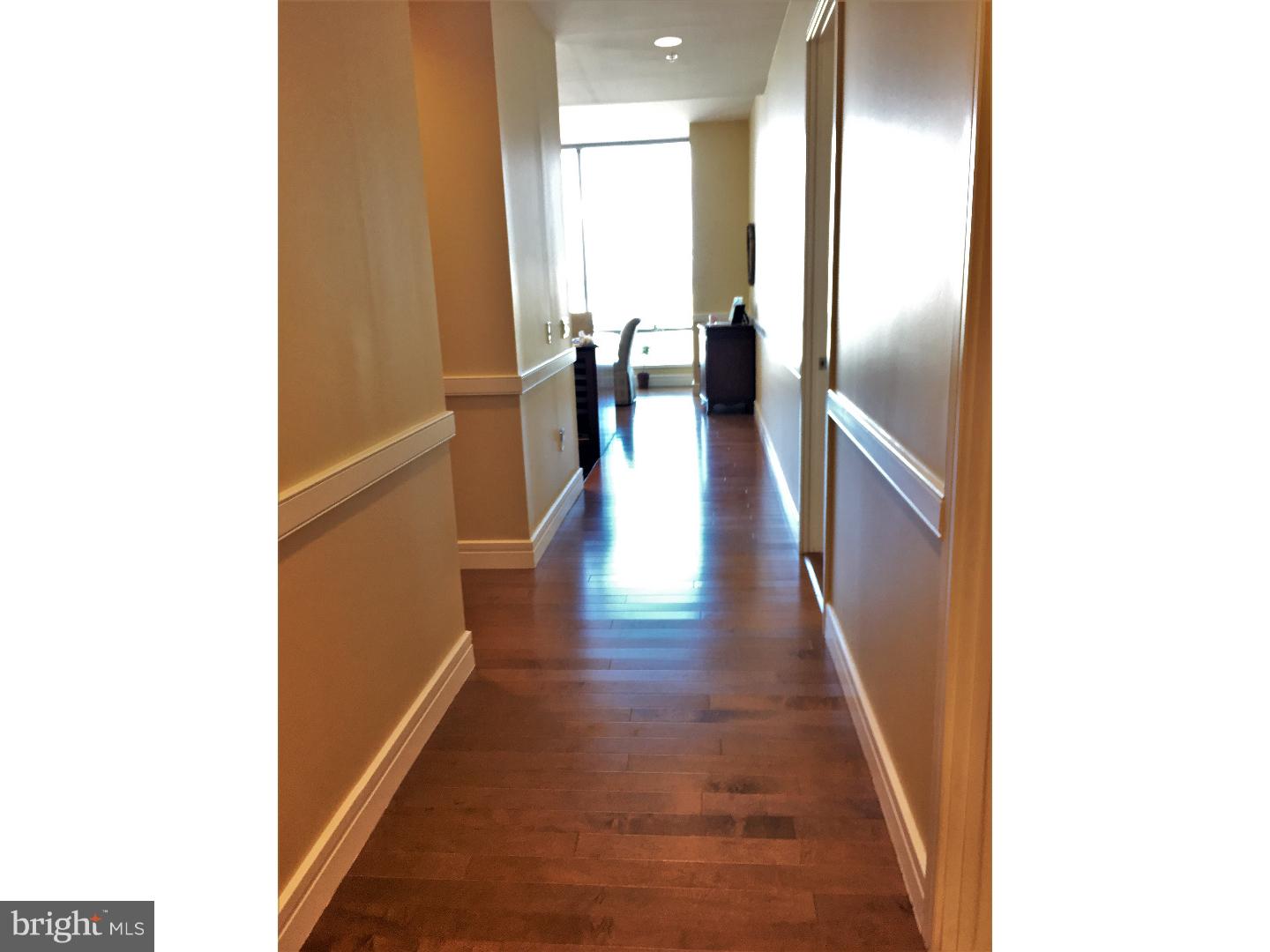 AVENUE OF THE ARTS - Residential
