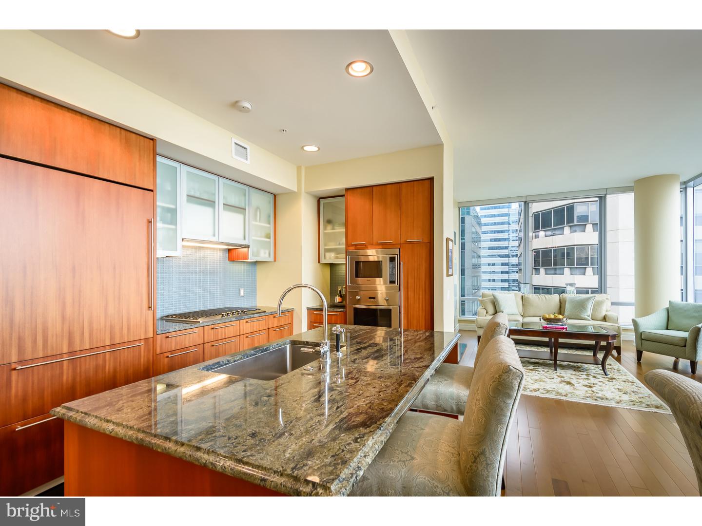 AVENUE OF THE ARTS - Residential