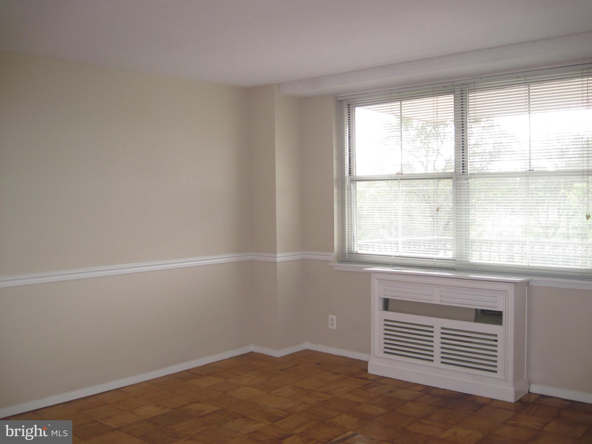 CIRCLE CONDOMINIUMS - Residential