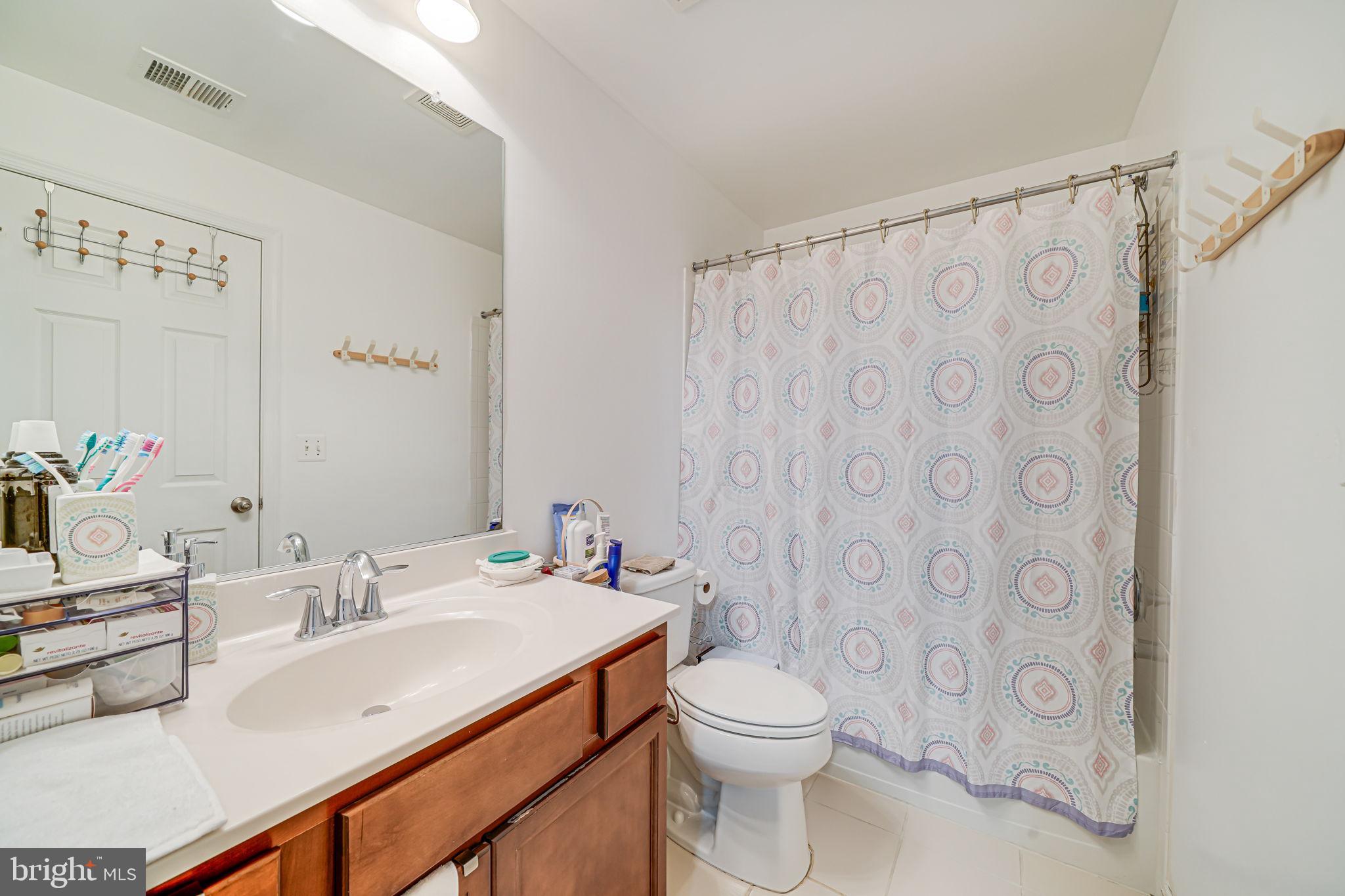 EAGLES POINTE WEST - Residential