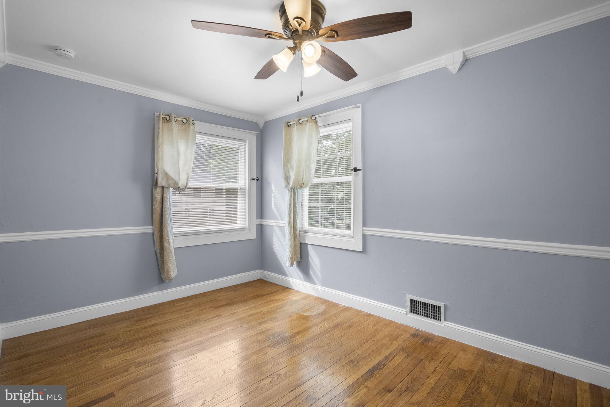 CONNECTICUT AVENUE ESTATES - Residential Income