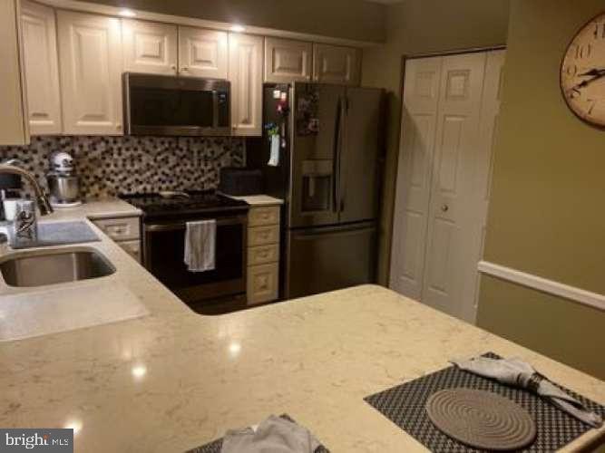 GREENS AT WESTOVER - Residential