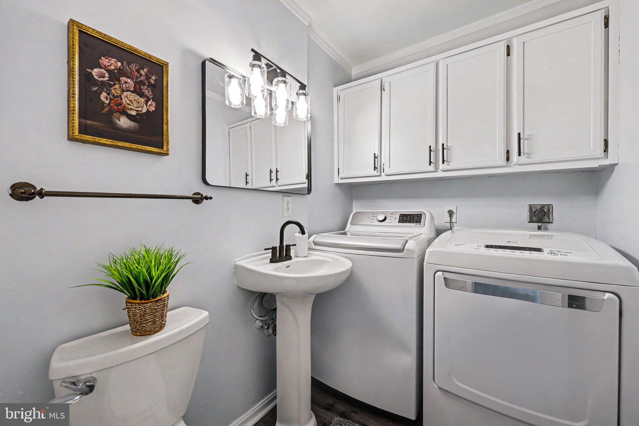 BURKE MANOR - Residential