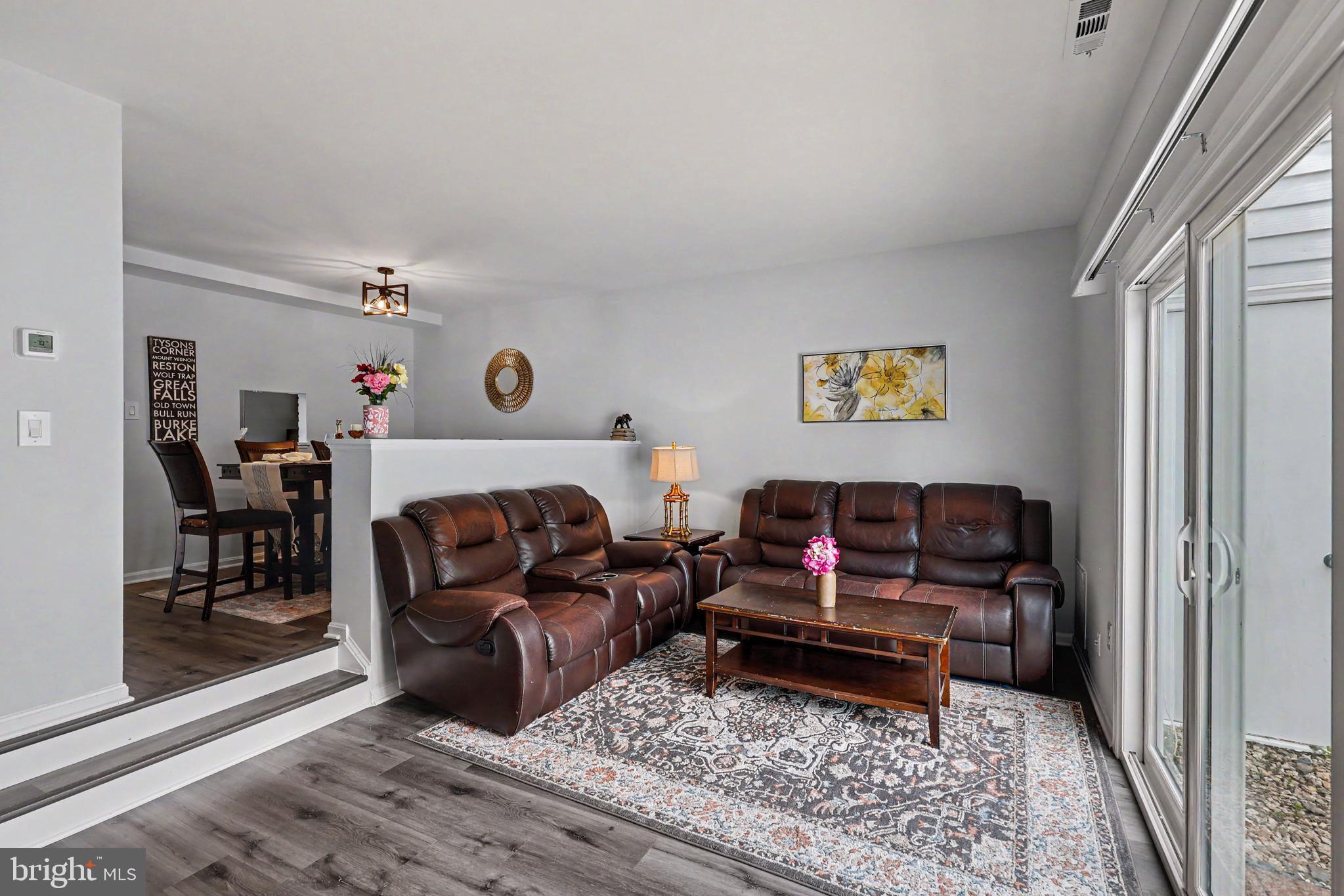 BURKE MANOR - Residential