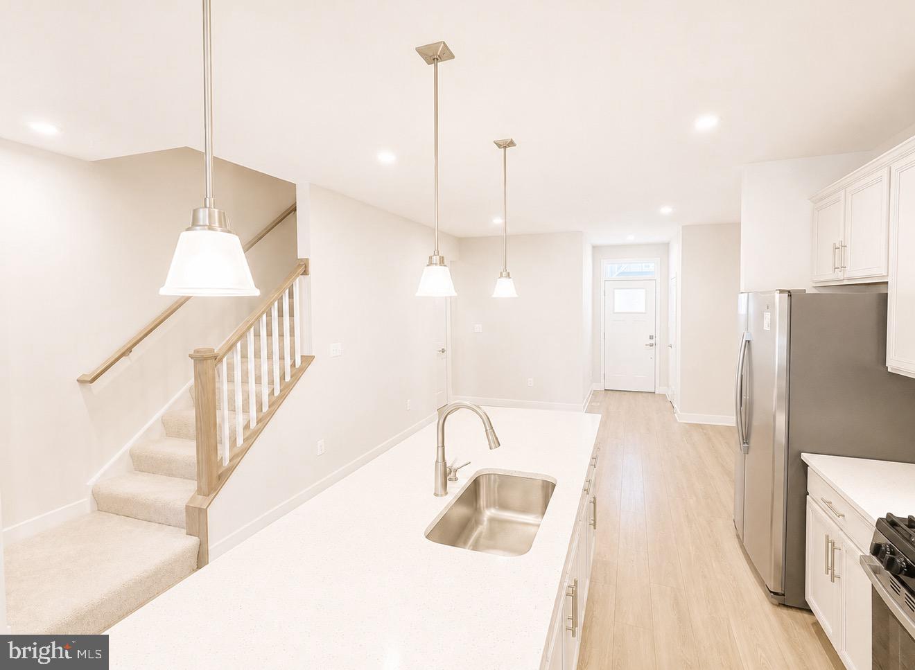 JAMES RUN CARRIAGE HOMES - Residential