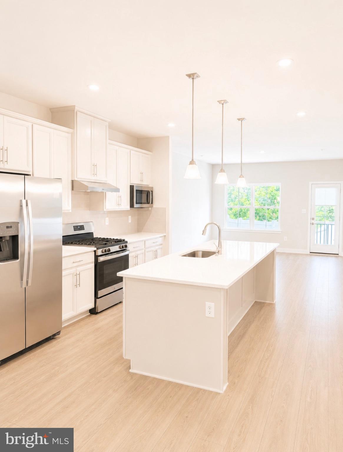 JAMES RUN CARRIAGE HOMES - Residential