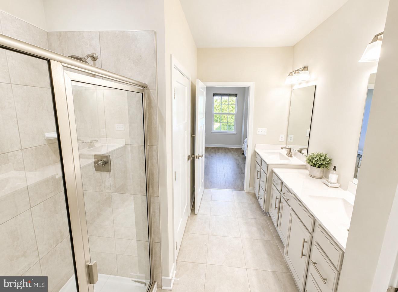 JAMES RUN CARRIAGE HOMES - Residential