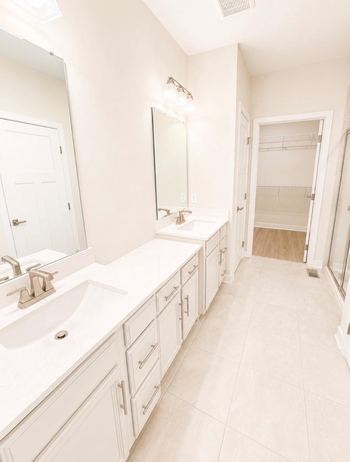 JAMES RUN CARRIAGE HOMES - Residential