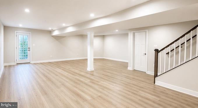 JAMES RUN CARRIAGE HOMES - Residential