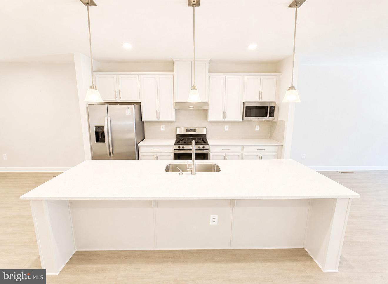 JAMES RUN CARRIAGE HOMES - Residential