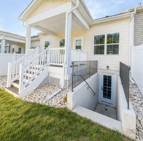 JAMES RUN CARRIAGE HOMES - Residential