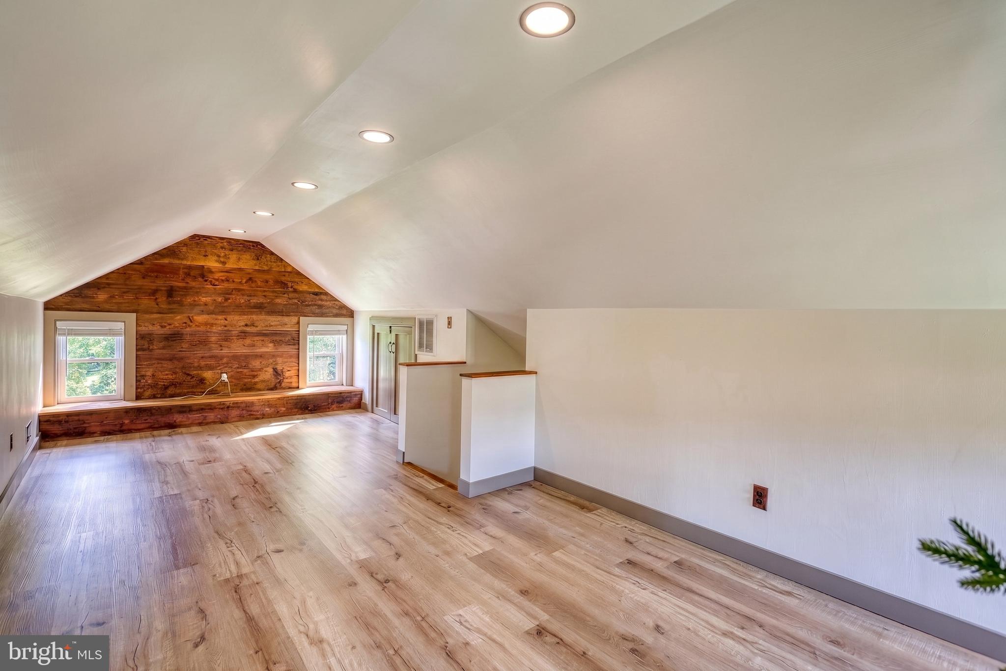 NORTH CODORUS TWP - Residential