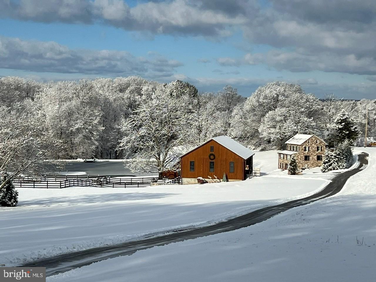 NORTH CODORUS TWP - Residential