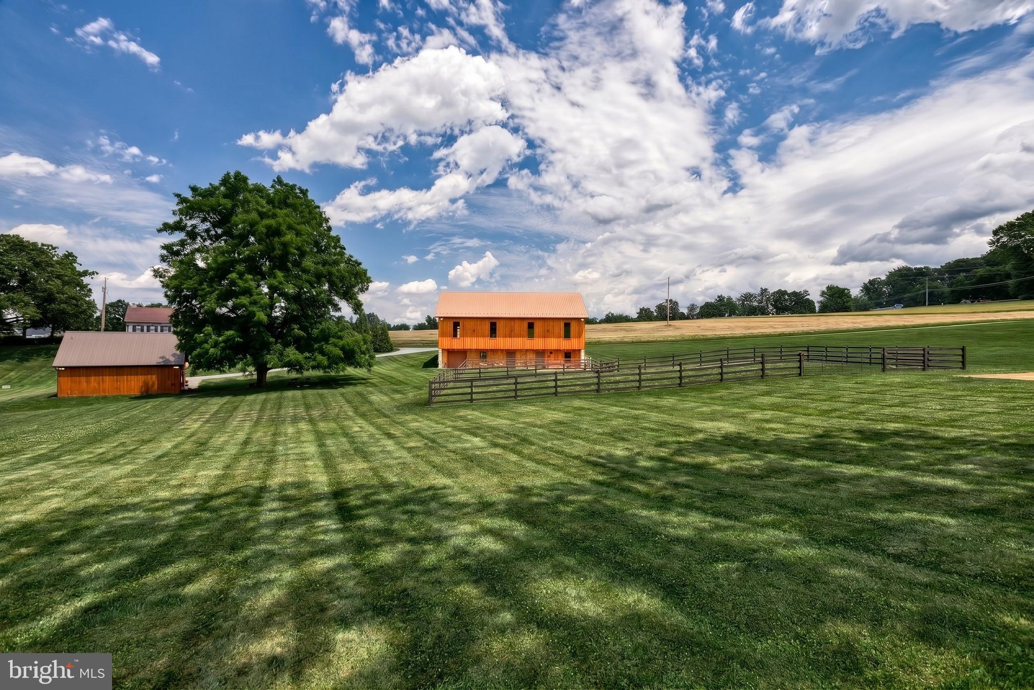 NORTH CODORUS TWP - Residential